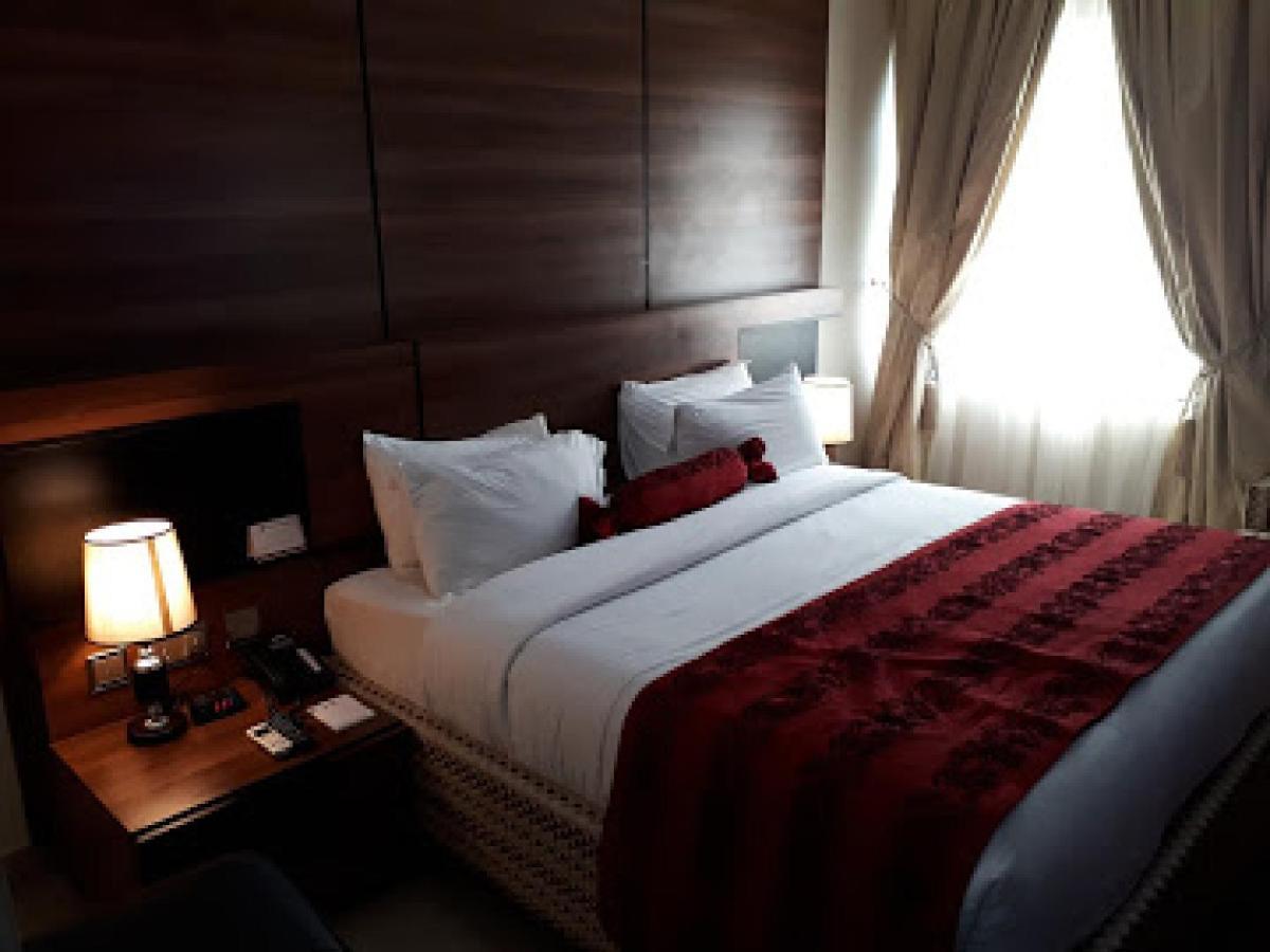 Room In Lodge - Best Western Plus-Ibadan Extérieur photo